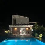 Miro كاستيلاّماري ديل غو