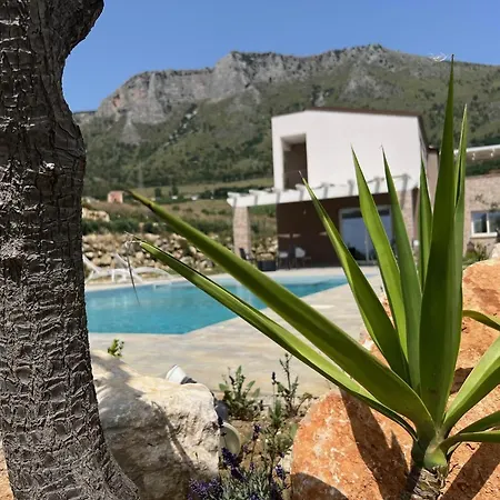 Miro, Stupenda Con Piscina Privata Vila