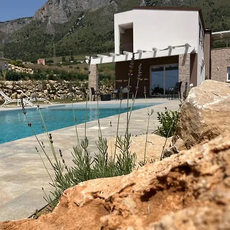Miro, Stupenda Con Piscina Privata *